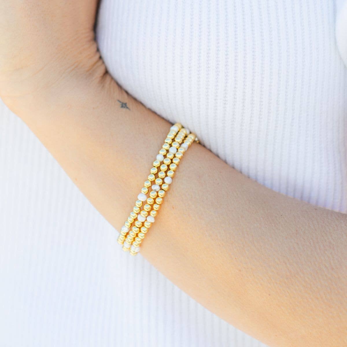 Stacking Goldie- Fresh Water Pearl (SI)