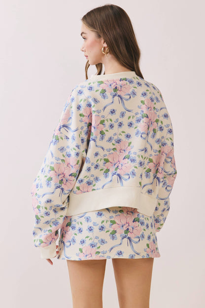 Floral & Bows Boxy Crop Sweatshirt