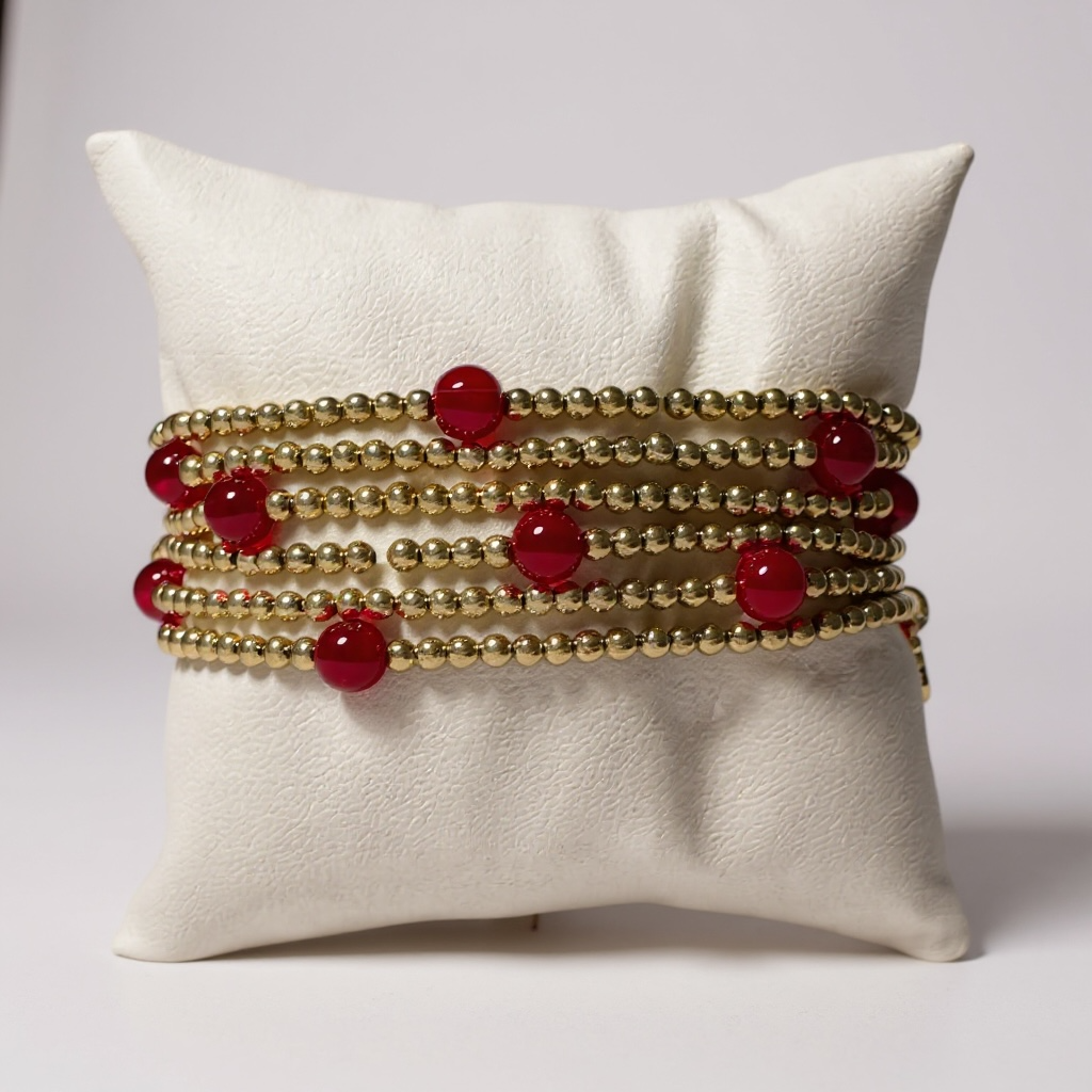 Dainty Goldie Beaded Bracelet