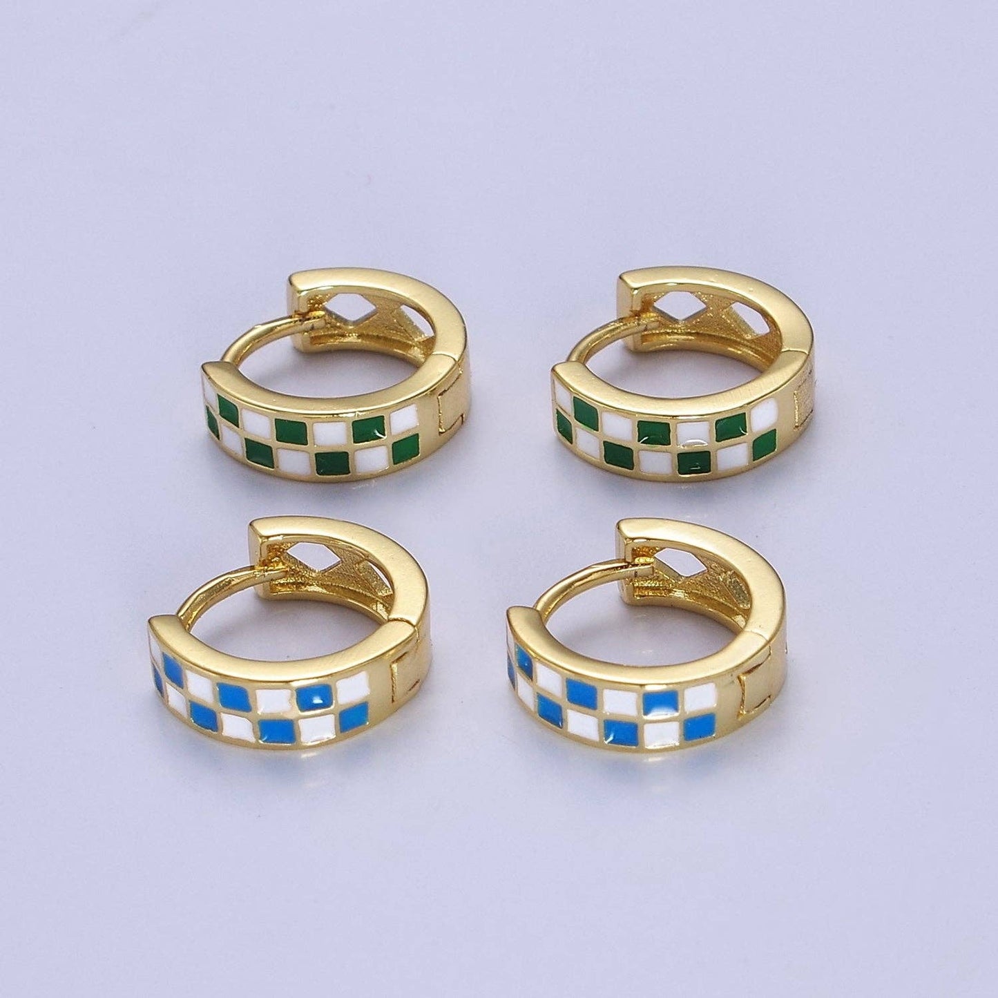 Checkered Huggies