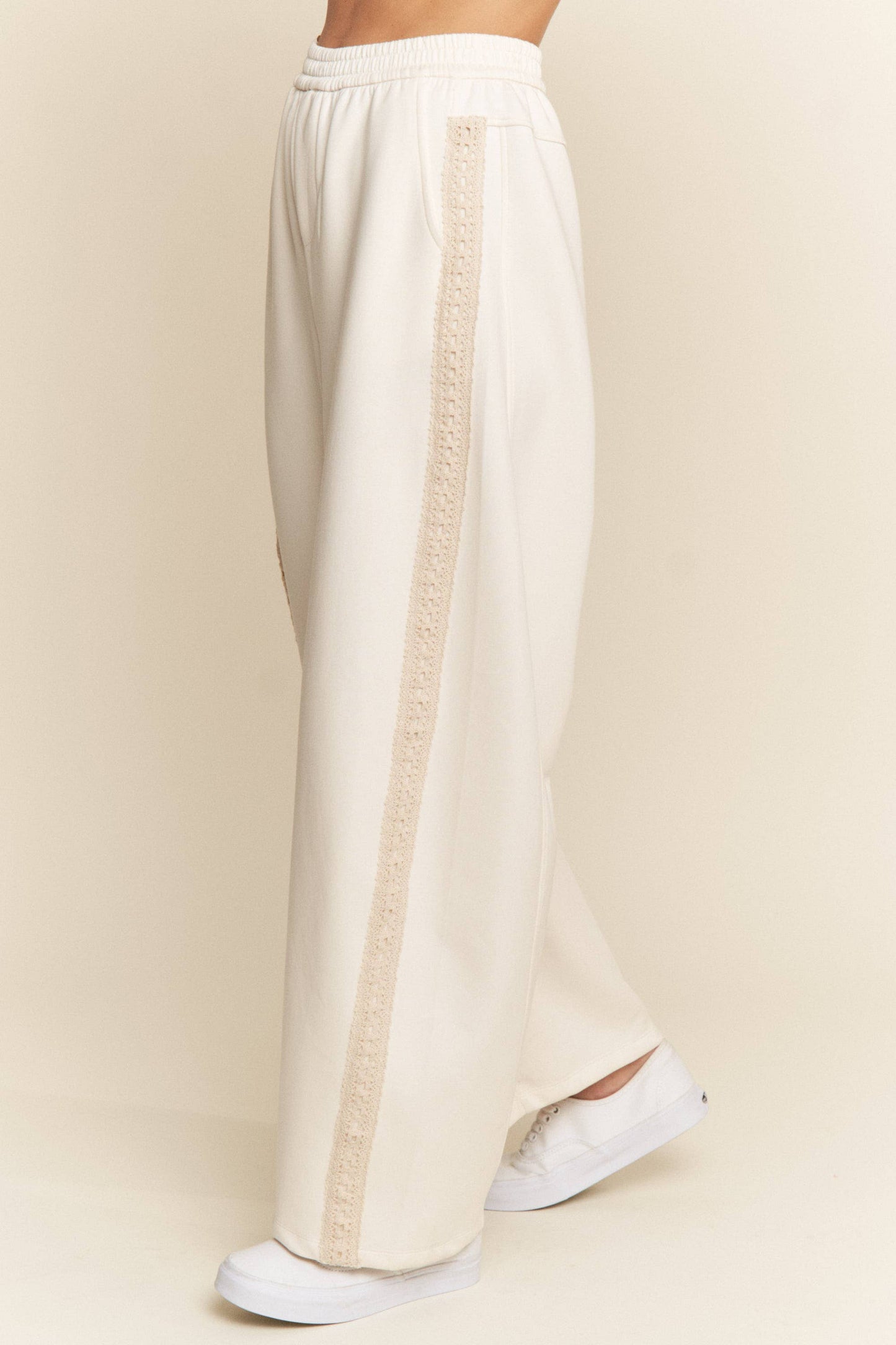 Crochet Lace Trim Loose Fit Barrel Sweatpants
